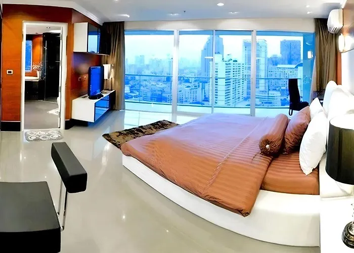 1million Dollar Lovely Large Asoke Mrt Bts Asoke * Bangkok